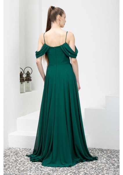 Eteği Volanlı Uzun Yeşil Şifon Abiye Elbise fırsatları
