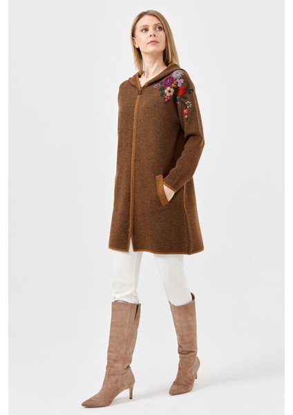 Kadın Reglan Kol Nakış Işlemeli Kapüşonlu Uzun Yün Kaban K.taba fiyatları