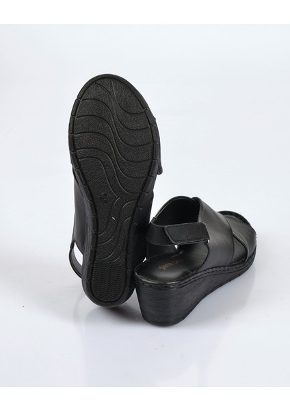 Minimalist Kayışlı Dolgu Topuk Kadın Sandalet PC-6907 fırsatları