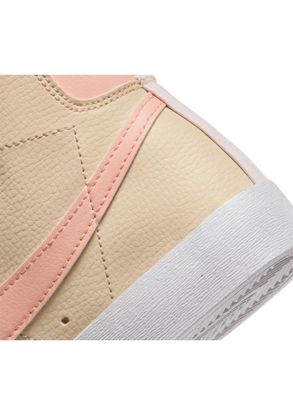 Blazer Mid 77 Vintage FB0780-100 Kadın Sneaker Spor Ayakkabı