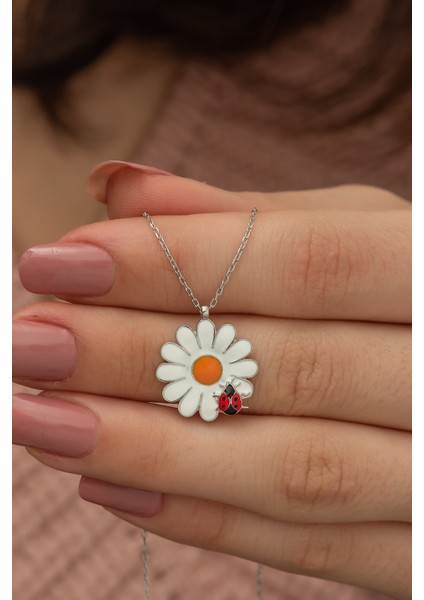 925 Ayar Uğur Böceği Papatya Kadın Gümüş Kolye