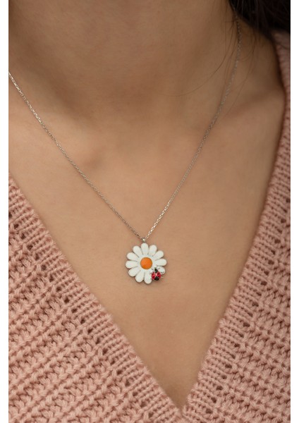 925 Ayar Uğur Böceği Papatya Kadın Gümüş Kolye fiyatları