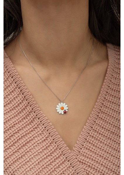 925 Ayar Uğur Böceği Papatya Kadın Gümüş Kolye modelleri