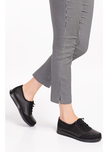 Kadın Siyah Ortopedik Taban Ayakkabı fiyatları