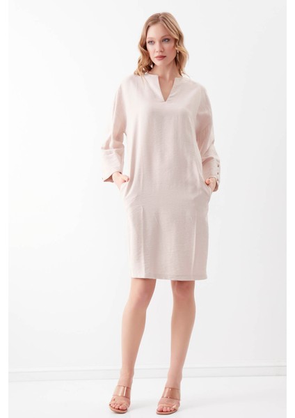 V Yaka Kolu Düğme Detaylı Cepli Elbise10