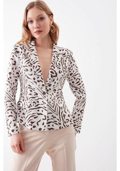 Desenli Uzun Yaka Detaylı Tek Düğme Blazer Ceket modelleri