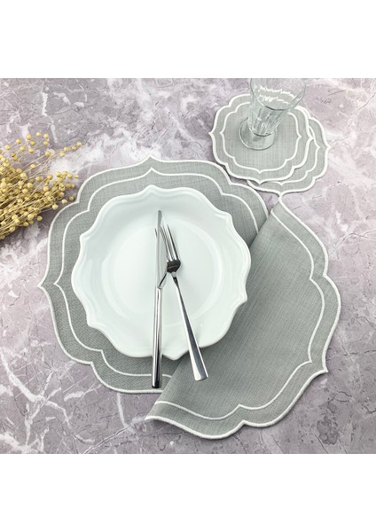 Gri Renkli Beyaz Çift Sargı Nakışlı 4 Parça Set Amerikan Servis ve Kokteyl Peçetesi