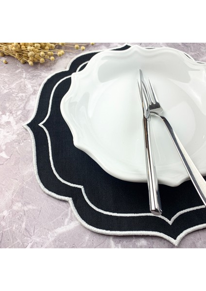 Lacivert Renkli Beyaz Çift Sargı Nakışlı 2 Parça Set Amerikan Servis ve Kokteyl Peçetesi fiyatları