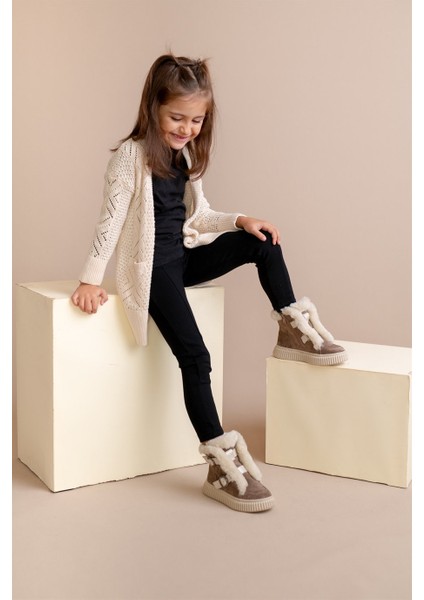 Lana Kürk Detaylı Deri Kız Çocuk Bot Kum Rengi fırsatları