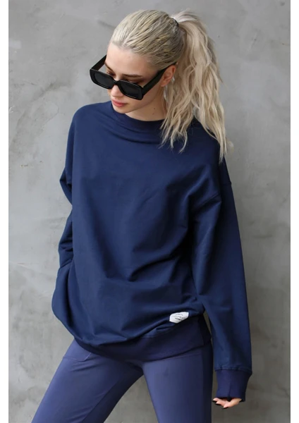 Lacivert Basic Oversize Kadın Sweatshirt MG168610