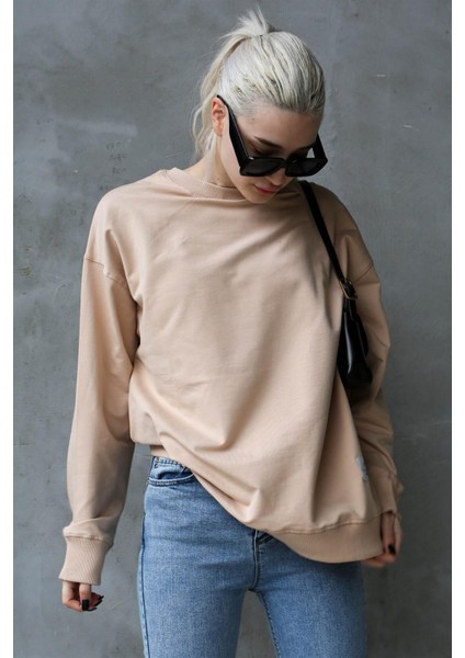 Bej Basic Oversize Kadın Sweatshirt MG168610