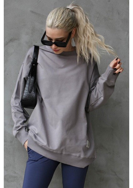 Boyalı Gri Basic Oversize Kadın Sweatshirt MG168610