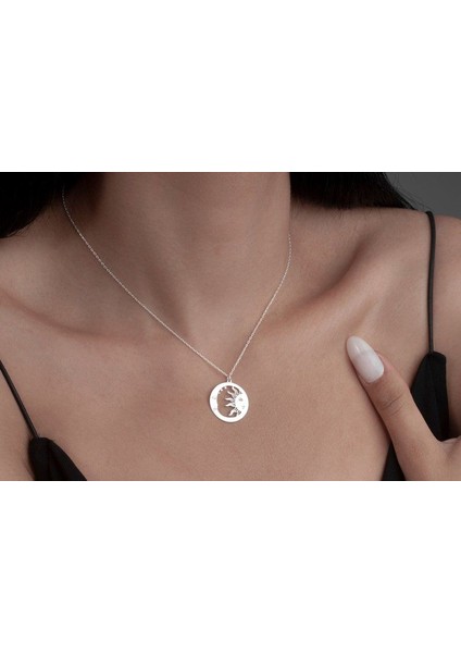 925 Ayar Gümüş Ay Güneş Kolye