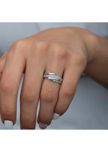 Gümüş Zirkon Taşlı Bayan Yüzük fiyatları