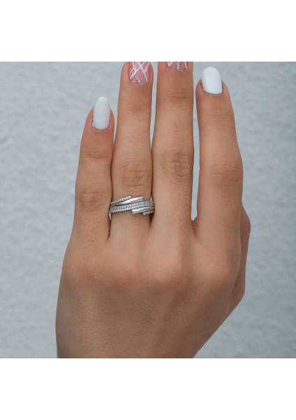 Gümüş Zirkon Taşlı Bayan Yüzük fırsatları