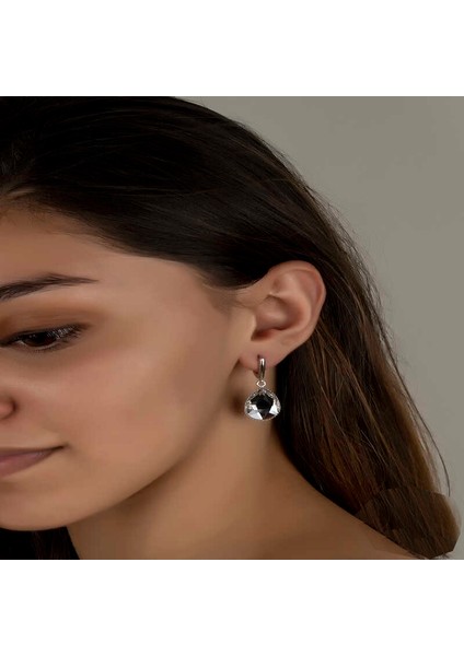 Swarovski Crystal Taşlı Gümüş Beyaz Damla Sallantılı Kadın Küpe