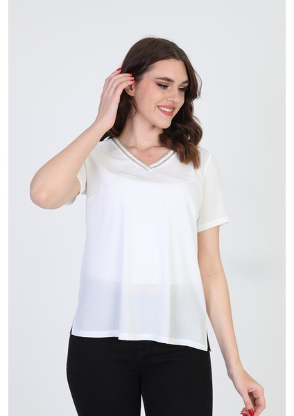 Kadın Yaka Işlemeli Bluz 9E013 Ekru fırsatları