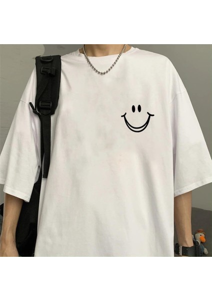 Smile Baskılı Beyaz Oversize T-Shirt fırsatları