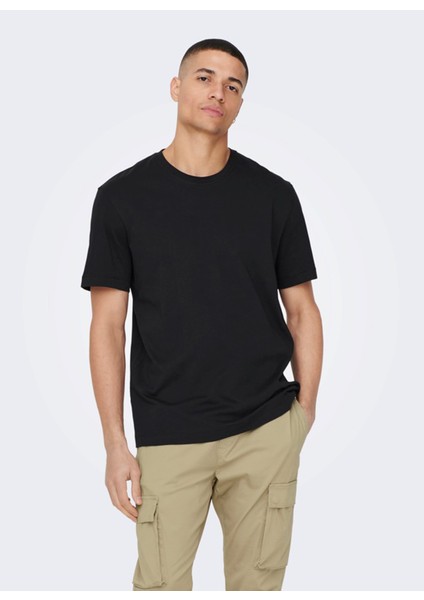 O Yaka Düz Siyah Erkek T-Shirt 22025208_ONSMAX Lıfe Reg Ss Stıtch
