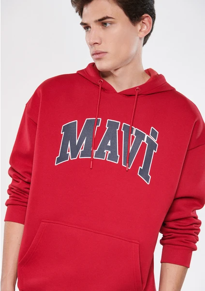 Erkek Mavi Logo Baskılı Kapüşonlu Kırmızı Sweatshirt 067149-70464