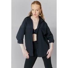 Hakke Kadın Oversize Uzun Basic Gömlek Düz Renk Günlük Stil %60 Pamuk %40 Polyester