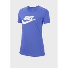 Nike Sportswear Icon Futura Essential Kısakol Kadın Tişört