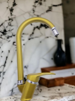 Yılmek Gold Kuğu Başlıklı Lavabo Bataryası