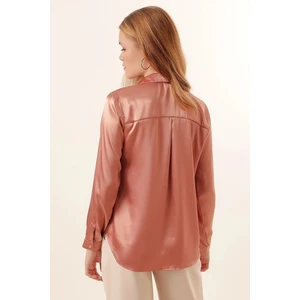 Kadın Tarçın Hafif Dökümlü Saten Yüzeyli Gömlek HZL22W-BD13964110