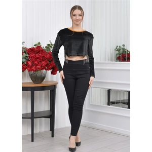 Yaka ve Taş Detaylı Soft Kadife Crop-Bluz Siyah