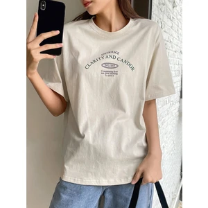 Kadın Clarity And Candor Baskılı Oversize T-Shirt