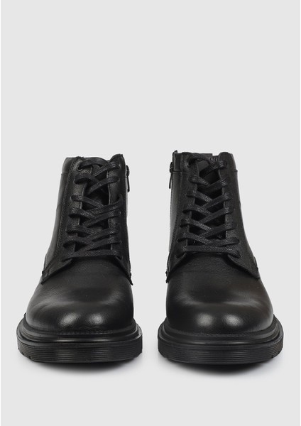 Siyah Deri Erkek Bot modelleri