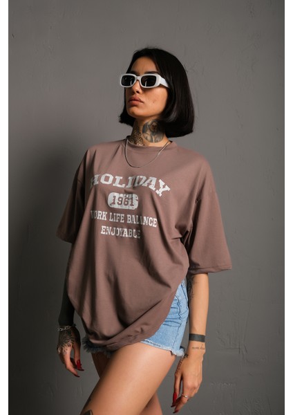 Kadın Holiday 1961 Baskılı Oversize T-Shirt