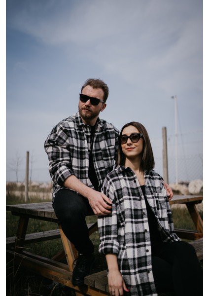 Oversize Siyah Beyaz Tek Cepli Kareli Oduncu Gömlek