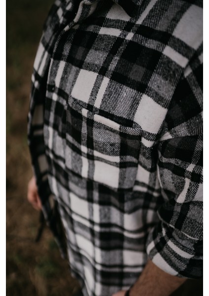 Oversize Siyah Beyaz Tek Cepli Kareli Oduncu Gömlek indirimleri