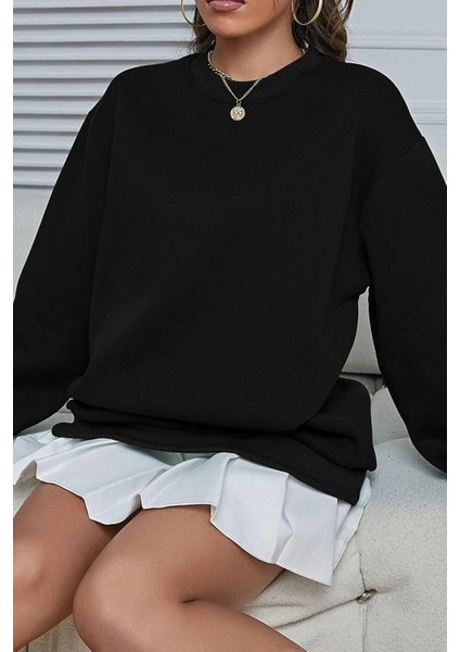 Kadın Siyah Basic 0 Sıfır Yaka Baskısız Düz Oversize Salaş Bol Kesim Sweatshirt10