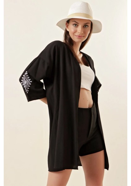 Kadın Siyah Kolu Nakışlı Midi Kimono HZL22S-BD158771 fiyatları