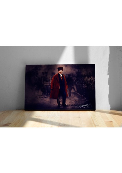 Bir Ulusun Yeniden Doğuşu: Mustafa Kemal Atatürk Dekoratif Yatay Kanvas Tablo modelleri