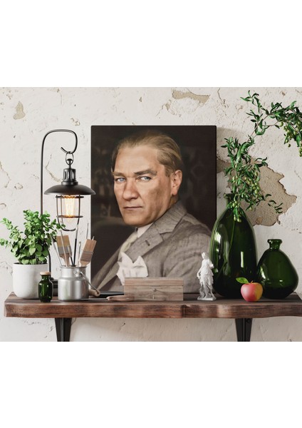 The Great Leader Mustafa Kemal Atatürk Portre Dekoratif Dikey Kanvas Tablo