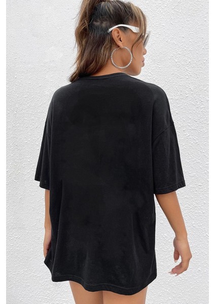 Unisex Minimal Line Drawing Baskılı T-Shirt fiyatları