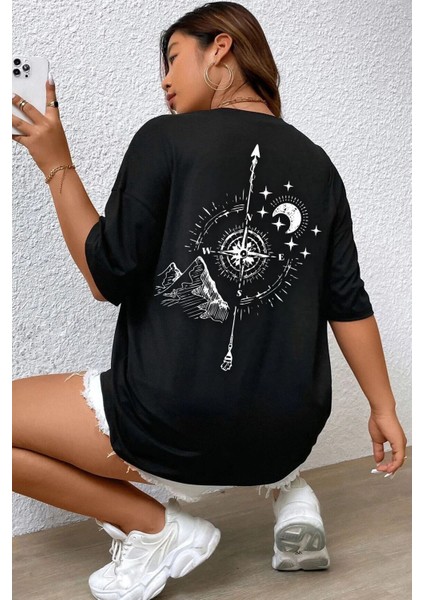 Unisex Pusula Baskılı T-Shirt