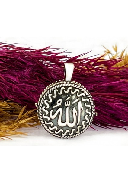 925 Ayar Gümüş Allah Lafzı Yazılı Muska Kolye