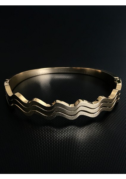Dalgalı Gold Çelik Kelepçe Bileklik 1 cm Genişlik