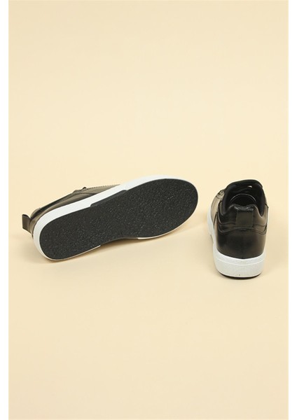 Bağcıklı Sneakers Siyah indirimleri
