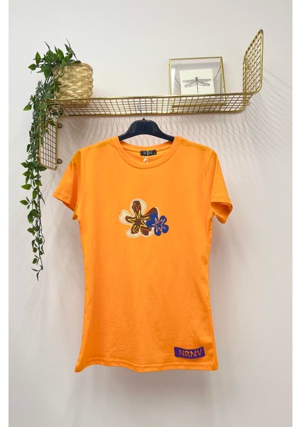 Çiçek Baskılı Bisiklet Yaka Normal Kalıp Tshirt - 1014 - Oranj