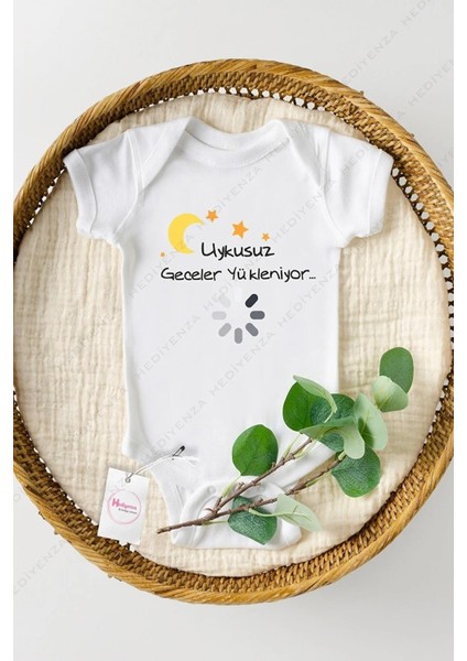 Uykusuz Geceler Yükleniyor Özel Tasarım Bebek Zıbın Pamuklu Çıtçıtlı Body