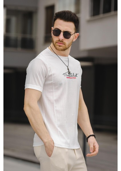 Minimalist Baskılı Slim Fit Likralı Erkek Tshirt fiyatları