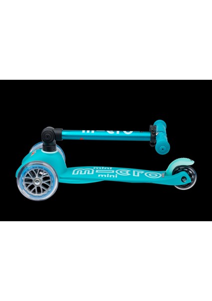 Micro Scooter Mini Micro Deluxe Foldable Aqua MMD155