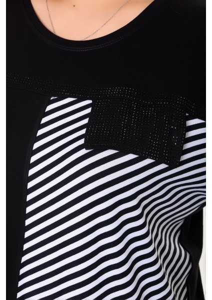 Yuvarlak Yaka Çift Renk Bloklu Verev Çizgili Göğsü Pul Payet Detaylı Kısa Kol Rahat Büyük Beden Bluz indirimleri