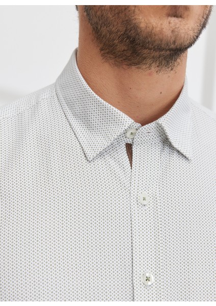 ALTINYILDIZ CLASSICS Erkek Beyaz-haki Slim Fit Dar Kesim Gizli Düğme Yaka Baskılı Gömlek indirimleri