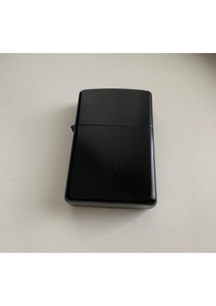 Zippo Modeli Siyah Renk Benzinli Çakmak fiyatları